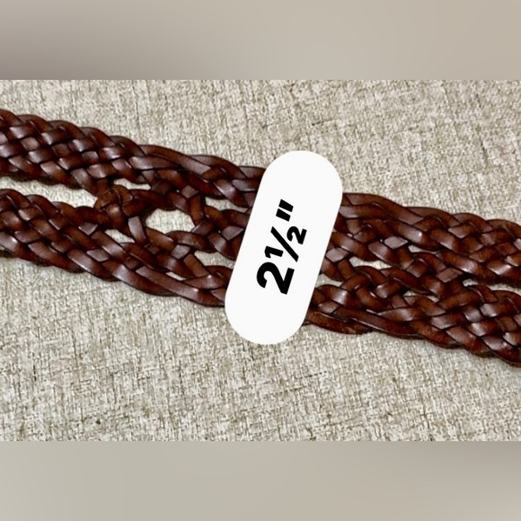 🦋Leather belt, interwoven, it is wide. Sz small🦋#CDP - Picture 12 of 16